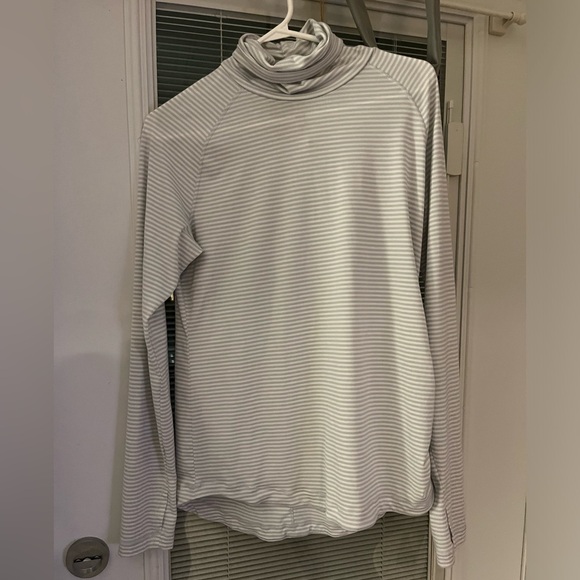 INDYGENA/INDYEVA~ “Rega II Women’s Turtleneck” LARGE - Picture 4 of 9